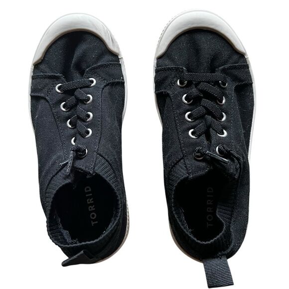 Torrid Black chunky slip on canvas Sneakers 7WW - Picture 1 of 7